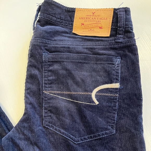 American Eagle Outfitters Dark Blue Flare Jeans - Picture 3 of 3